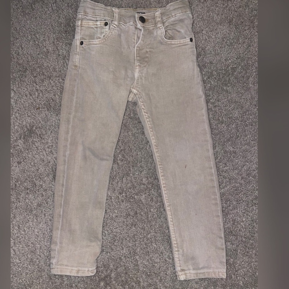 Zara Toddler beige jeans